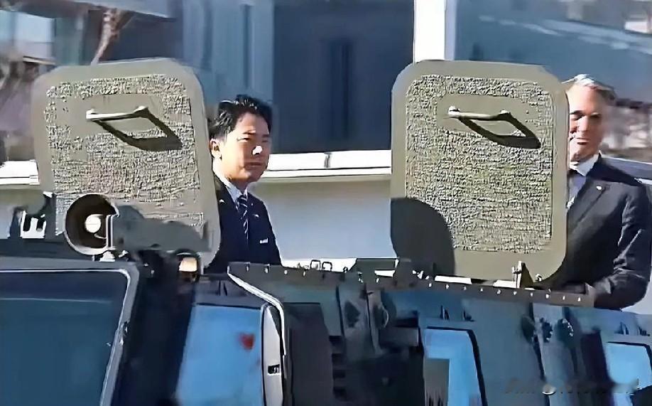 12月10日中午的最新消息速报，全都不容错过，第七条：日本向德国“告状”炒作雷达