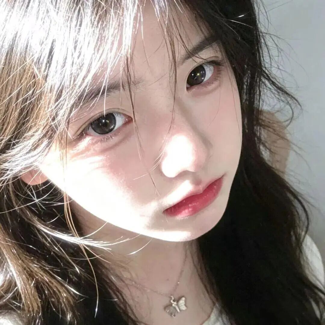 𝗪𝗲𝗖𝗵𝗮𝘁头像 ‖女生头像‖氛围感‖优质女头‖小众高级 ‖无水印女