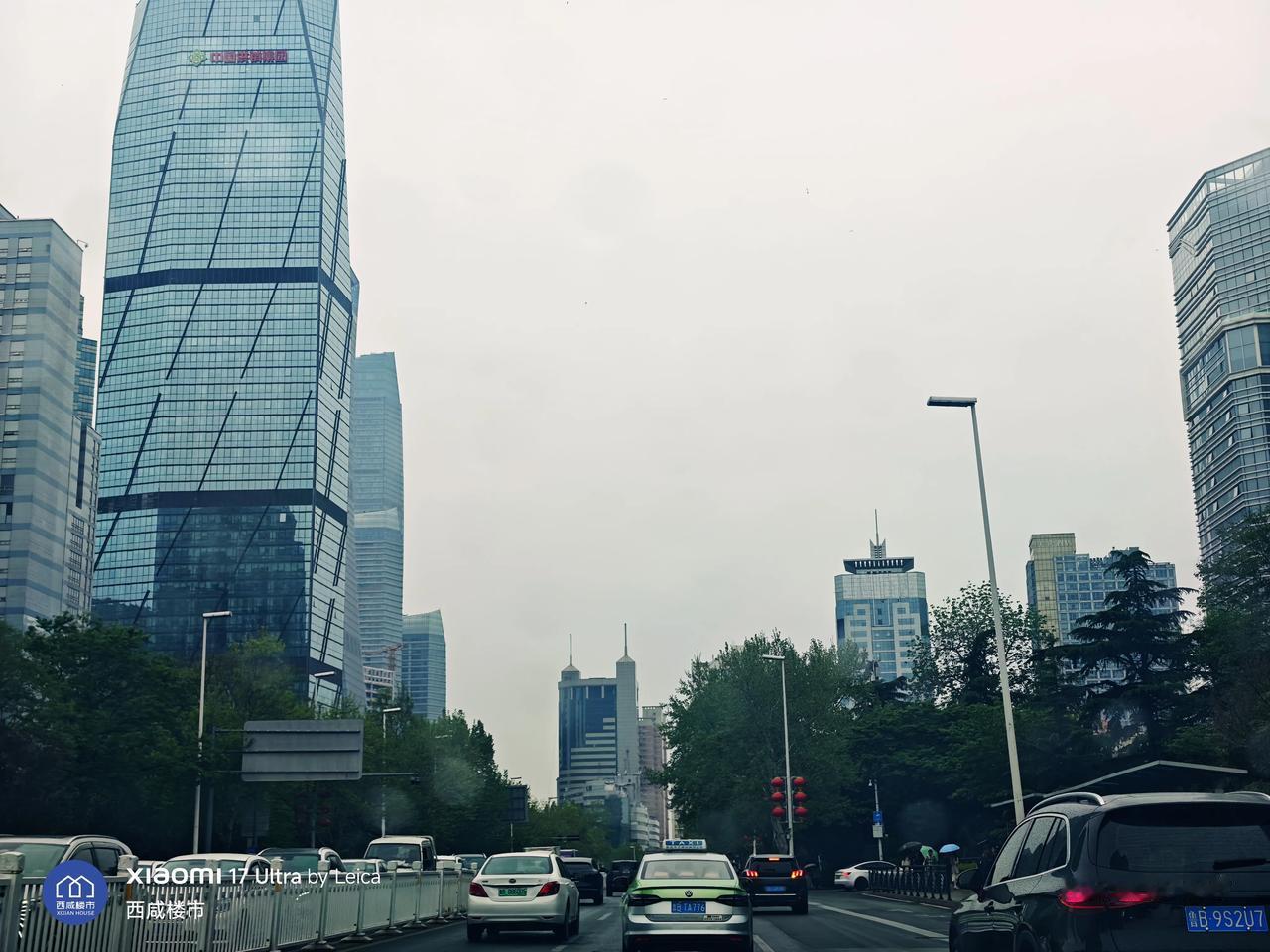 青岛的城市界面，看着比我们西安还要好！