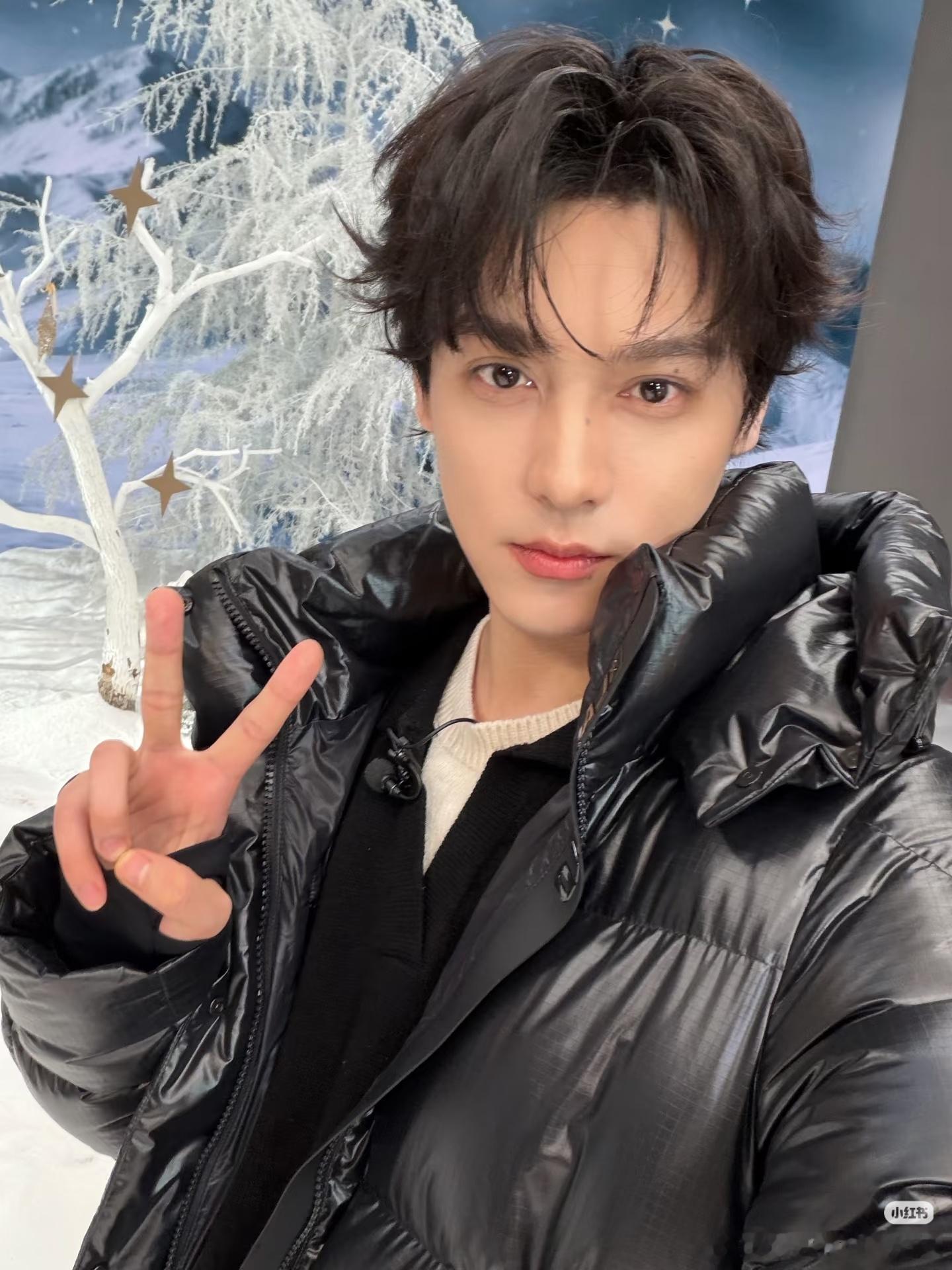 哎，此男又独宠🍠妹了，我搬过来给你们看看 