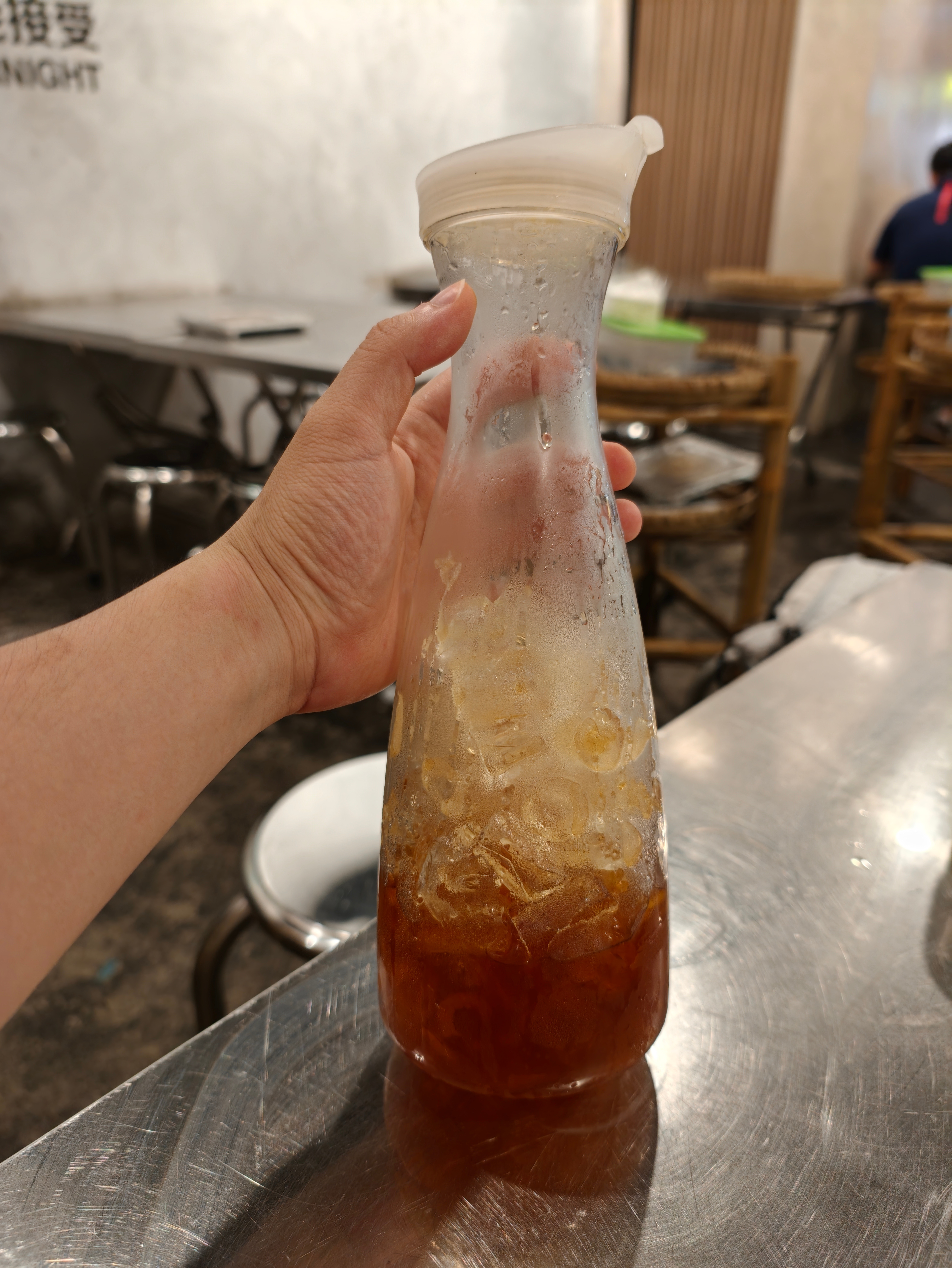 其实，全世界在饮料加冰这块，基本都一个尿性，突然也就对瑞幸释怀了 马来西亚·茨厂