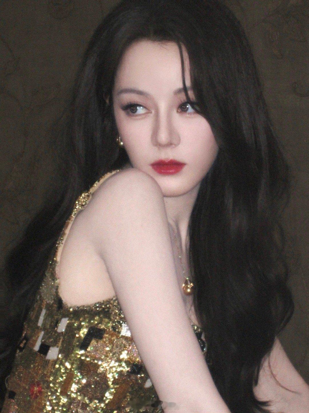 迪丽热巴[锦鲤附体][爱你][爱你][爱你][爱你][舔屏][舔屏][舔屏][舔