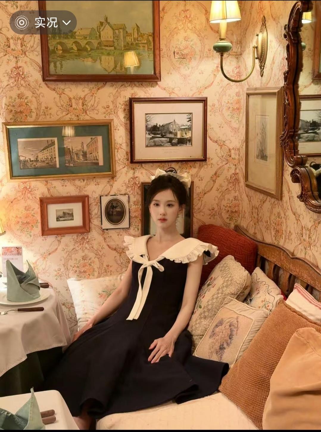 陈都灵，好想坐在你旁边。