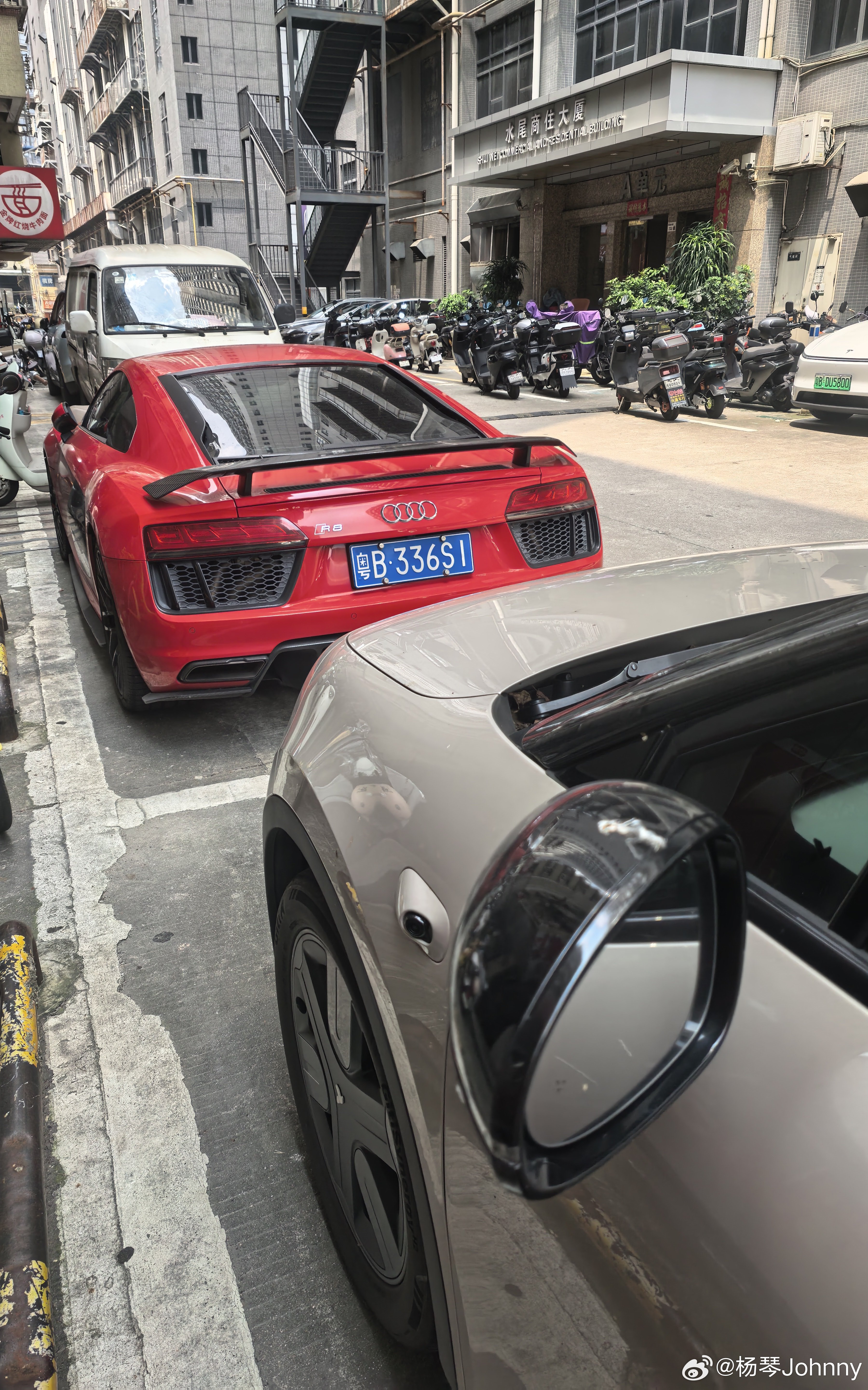 样子一点也不落伍，超跑果然不同大v聊车 深圳