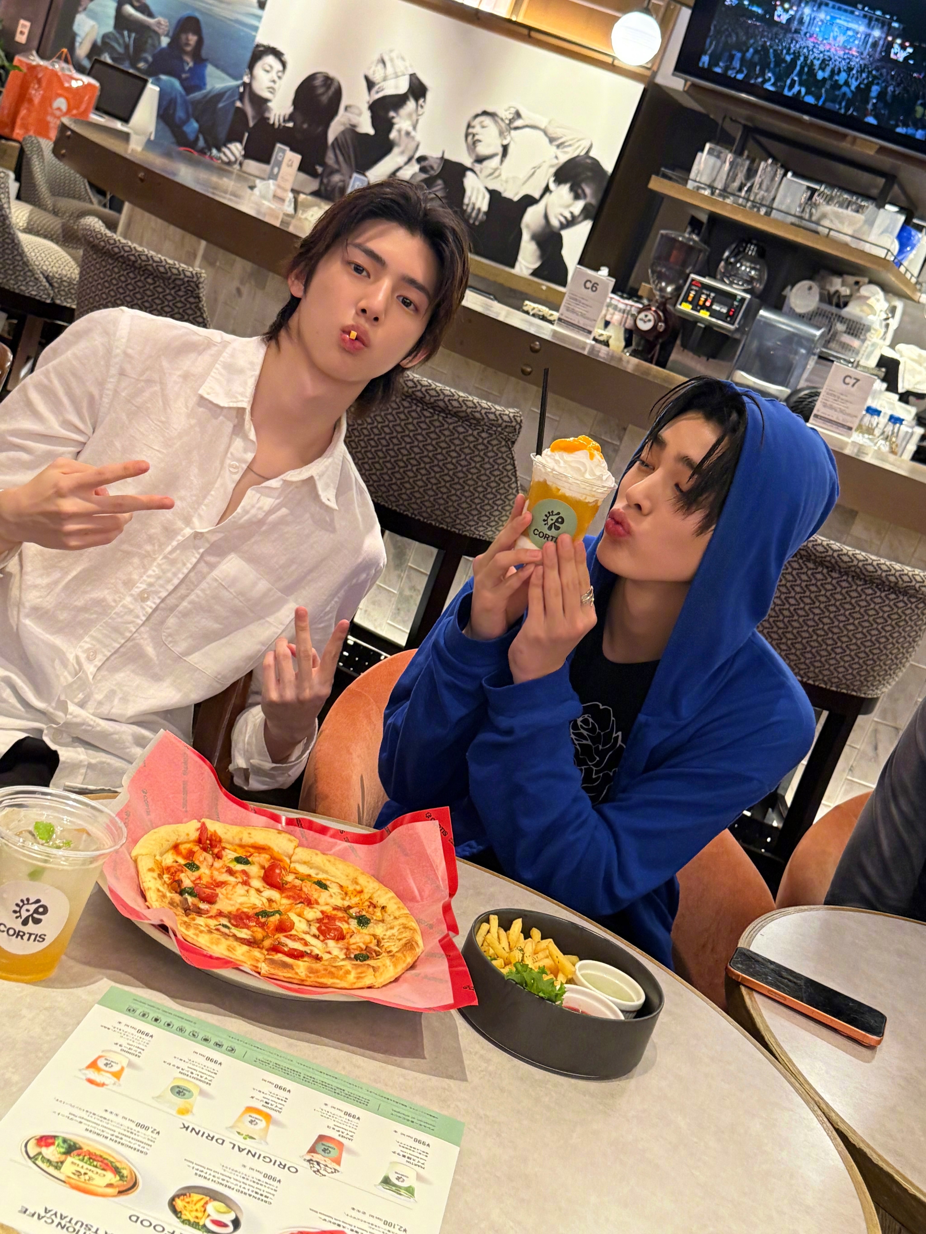 【ins】CORTIS ins更新，yummy yummy😋CORTIS