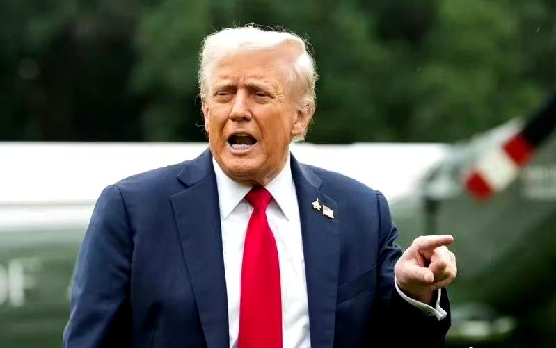 诺奖得主马查多说准备好接管委内瑞拉。
特朗普说，马查多人是好的，但没能力、没威望