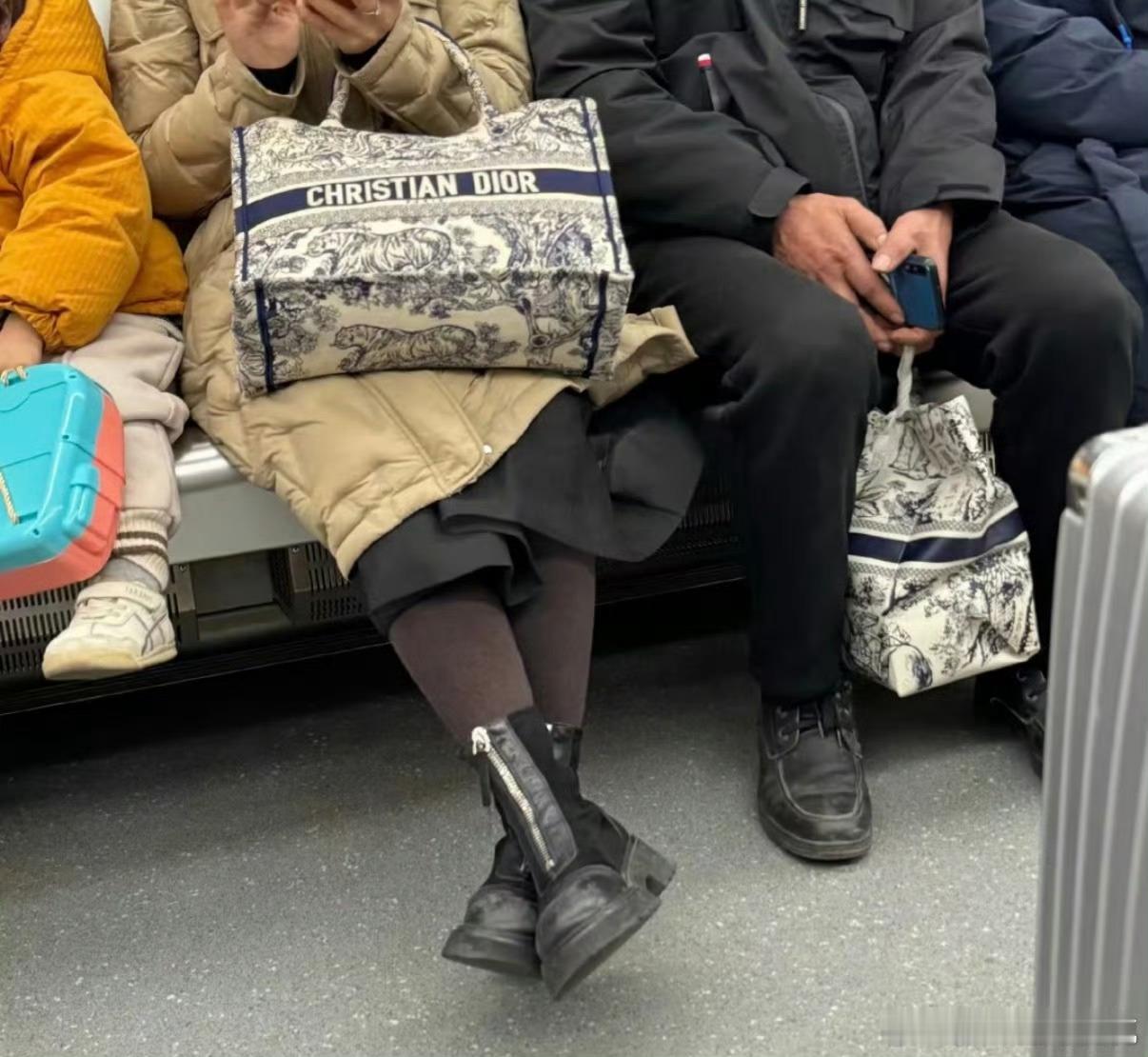 LV告赢茉莉奶白会引发连锁反应吗看到这张图片真的笑了！只是很多场景下没有人去细究