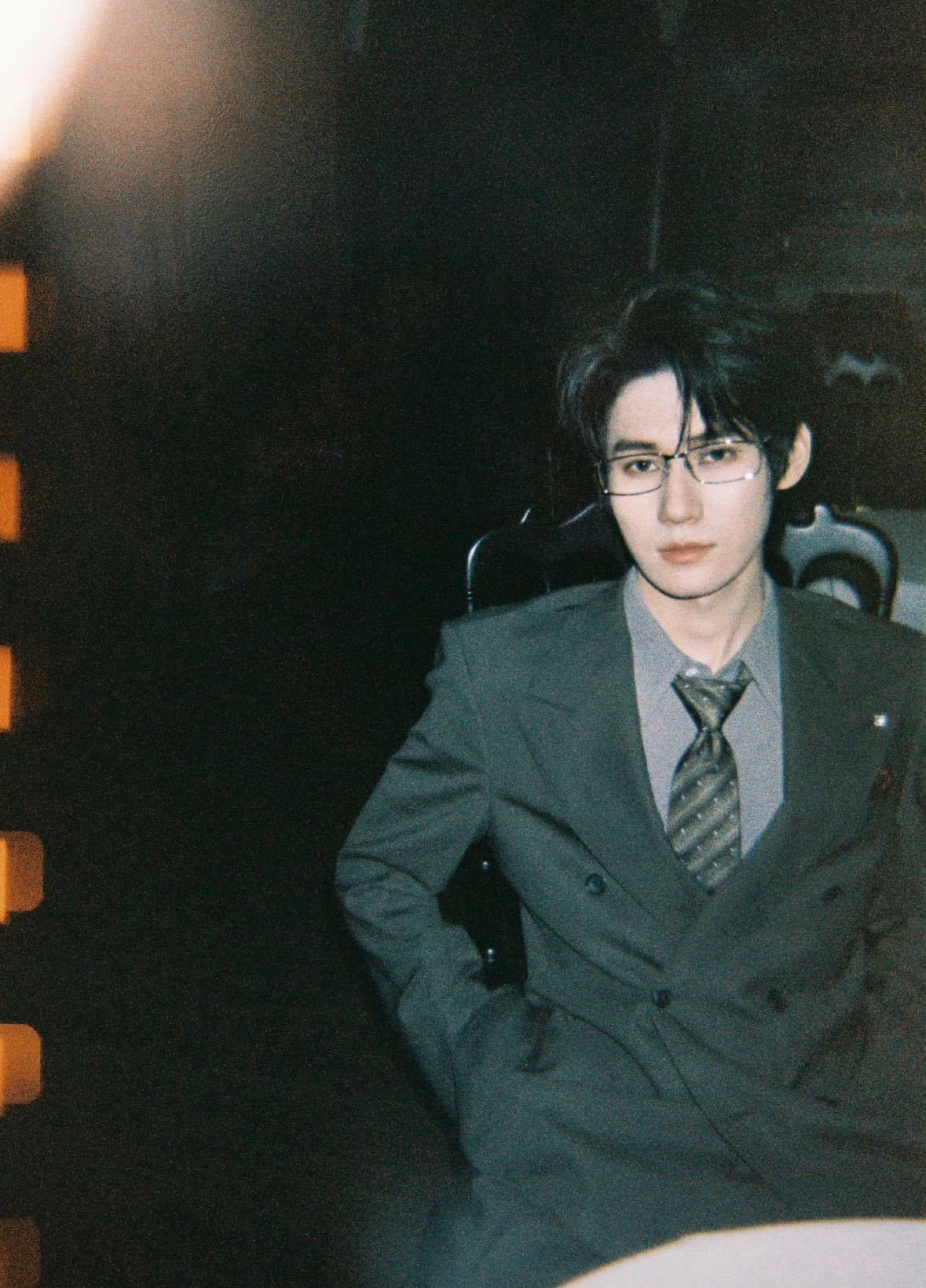 张真源说不依赖哥哥算我没用 粉丝：想看复仇摇！张真源：安排，今天的张哥依旧是那个