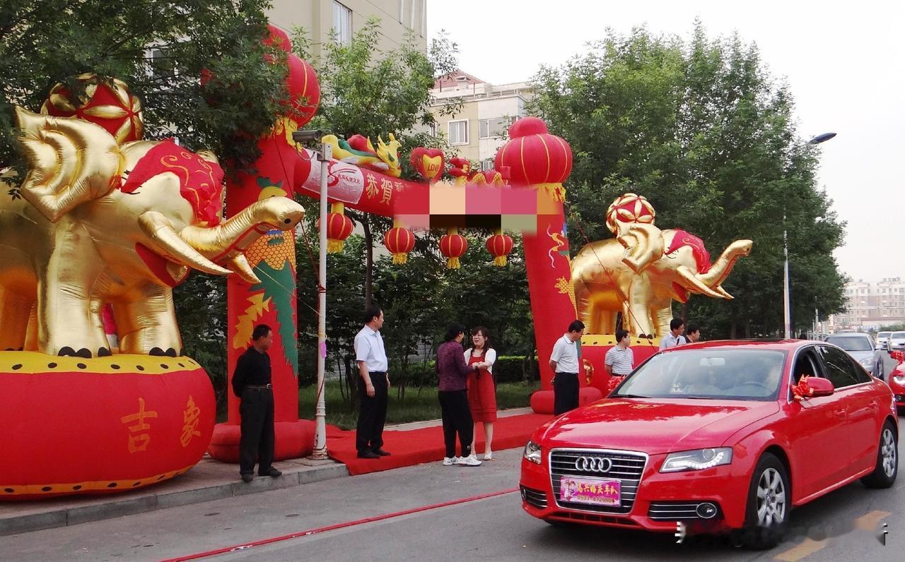 朋友去淄博参加一场婚礼，回来一说当地习俗，让人瞠目结舌。

昨天晚上和朋友吃饭，