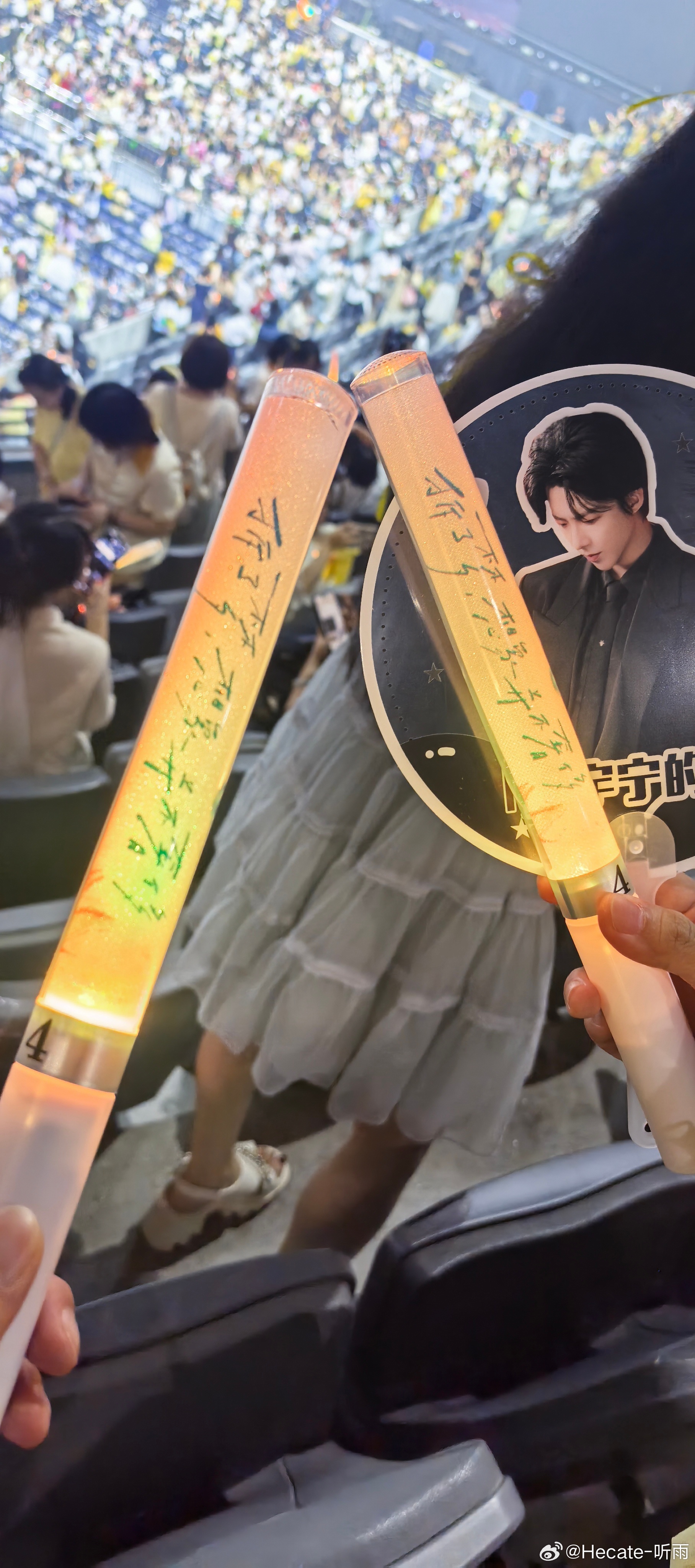 刘宇宁出道8周年刘宇宁摩登兄弟 八周年快乐一专里我第一个爱上也是最喜欢的一首歌就