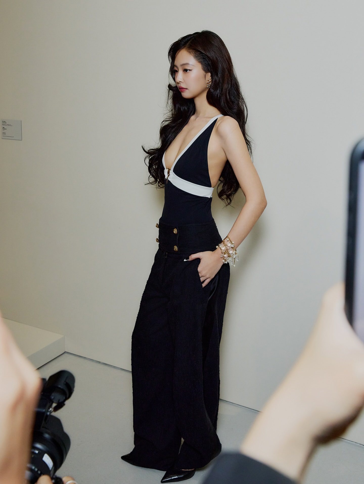 Jennie新歌歌词惹争议咋了咋了又开始谈性色变是吧我们鲶本位没惹任何人期待新歌
