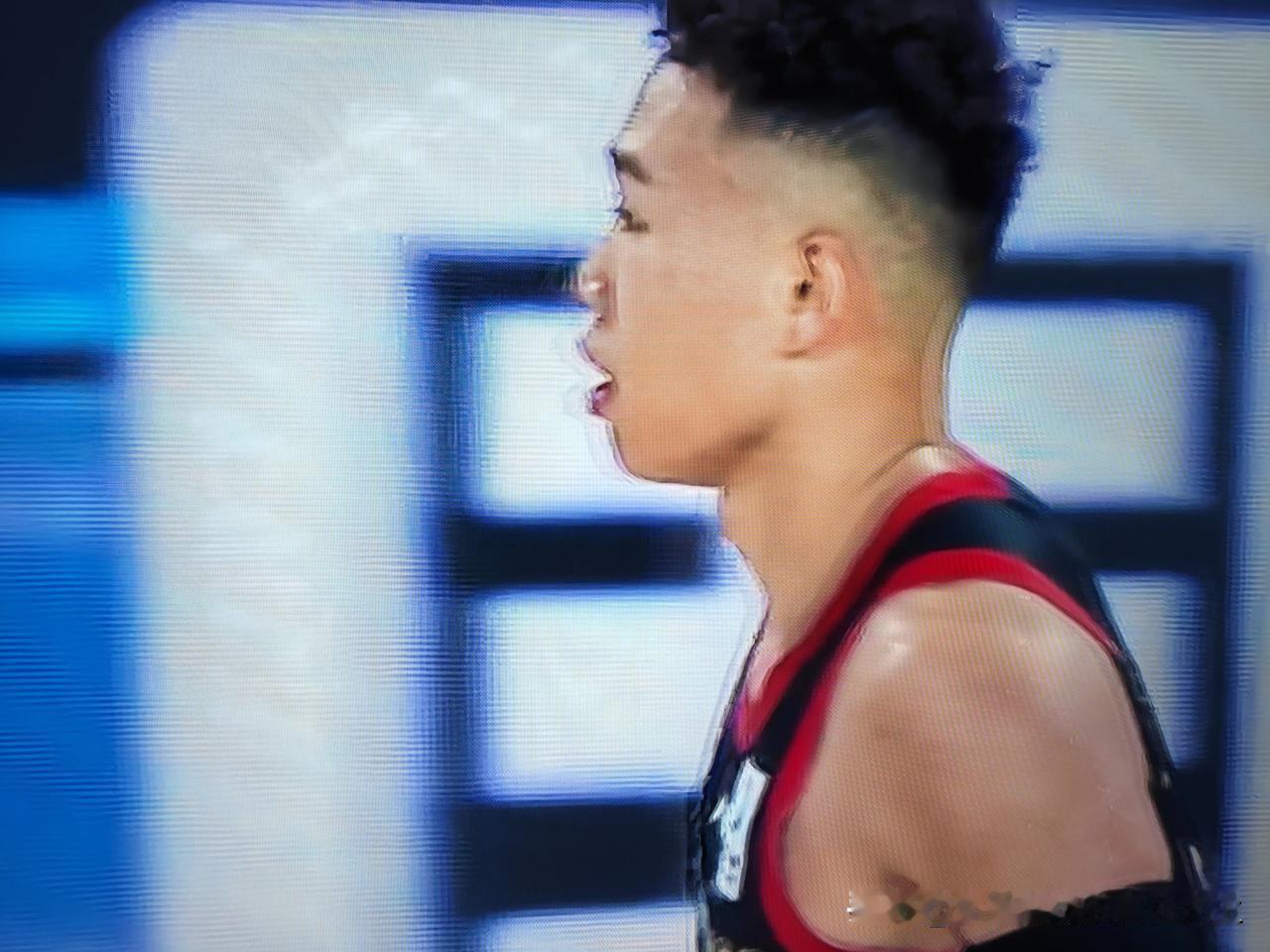 CBA常规赛第四轮，深圳男篮继上一场58分惨败给北京首钢男篮后，今天在自己的主场