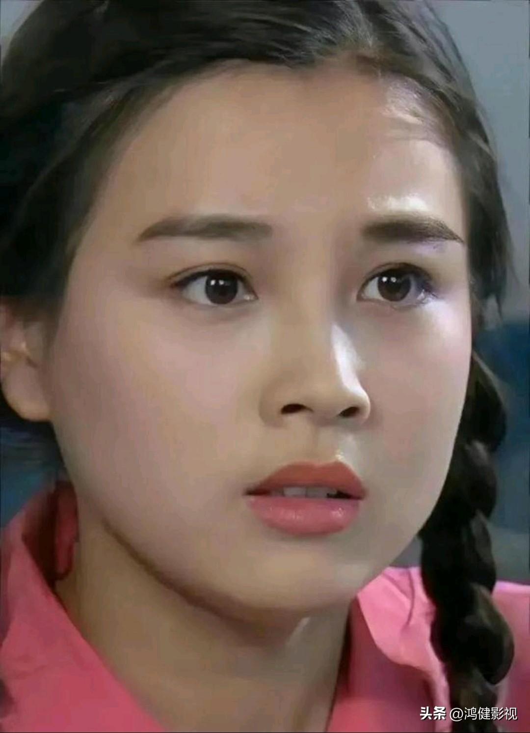 大家还记得这位女演员吗？
她今年56岁，土生土长辽宁人，毕业于吉林艺术学院。她明