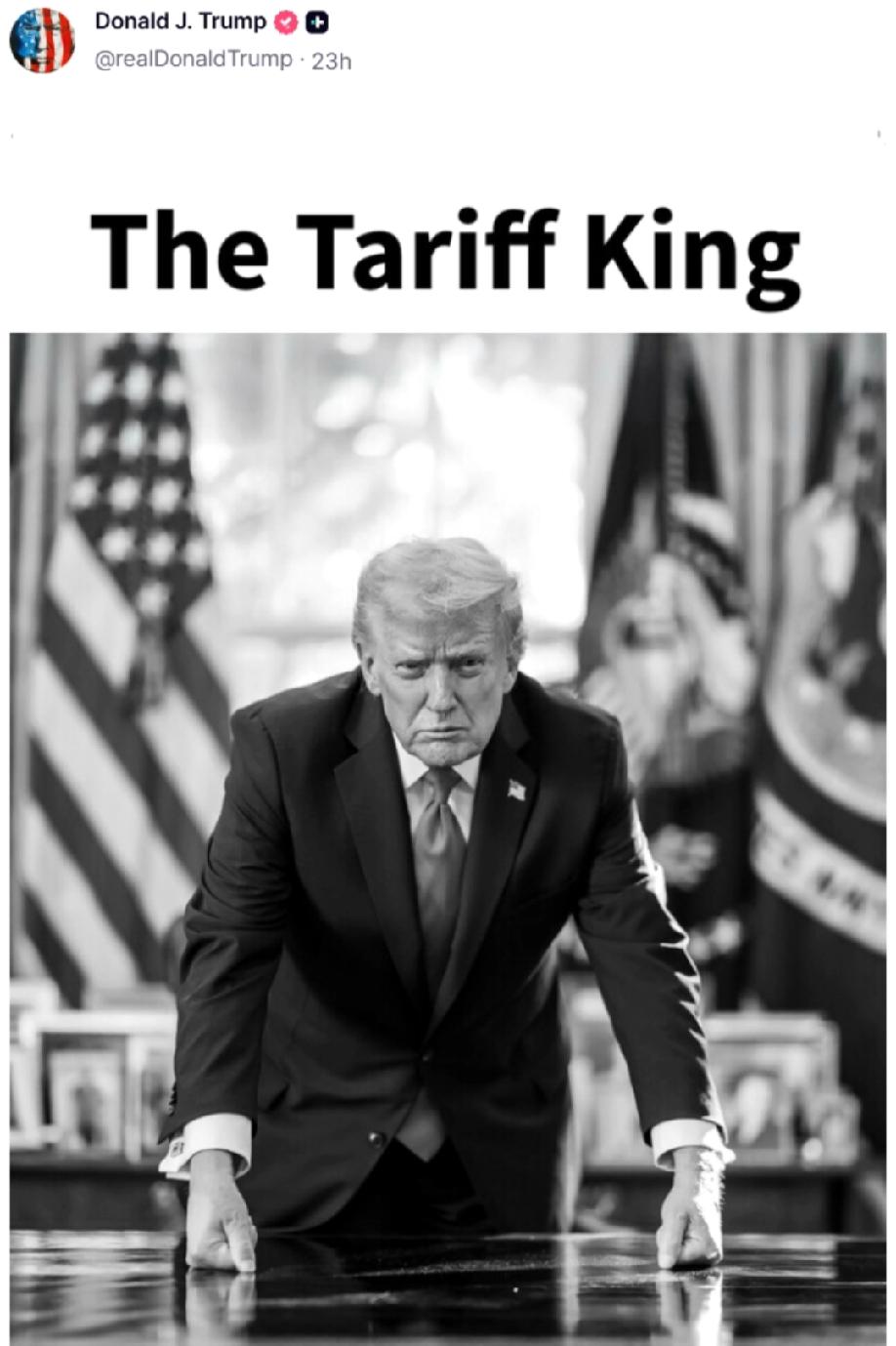 特朗普自封“关税之王”，发了张黑白照片引热议，因为在中国黑白照片意味着.....