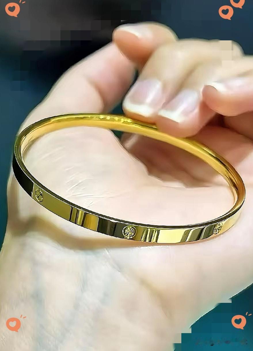 一睁眼，金价上涨。
8月5日国内大盘金价887 每克，
白银 14.51 每克，