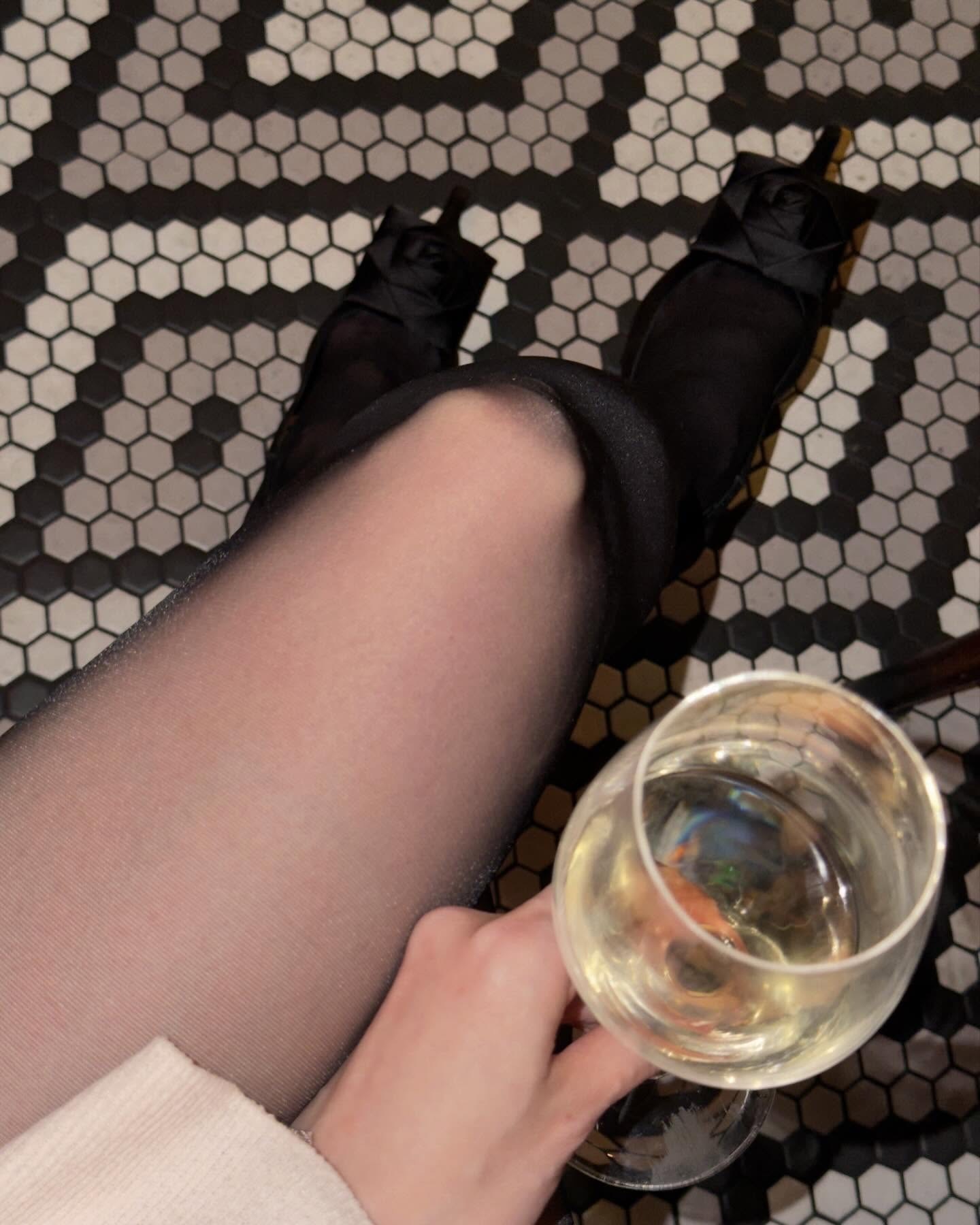 酒吧氛围感随拍姜敏京 