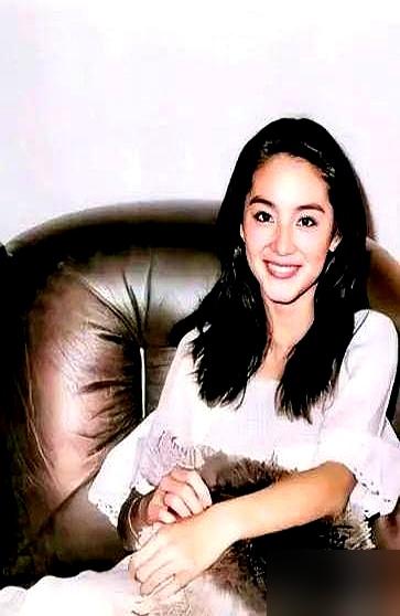 把林青霞捧上神坛的张叔平，谁能想到，如今会把杨幂、汤唯的发际线，直接扯上了热搜。