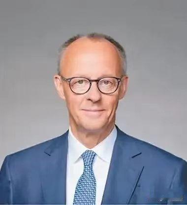 德国消息
2026年4月16日，德国媒体爆出重磅消息：德国准备参与霍尔木兹海峡的