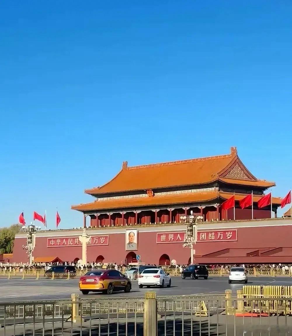 逛北京别踩坑，初去逛北京，注意这 9 点，别当冤大头：​第一：去故宫尽量别从天安
