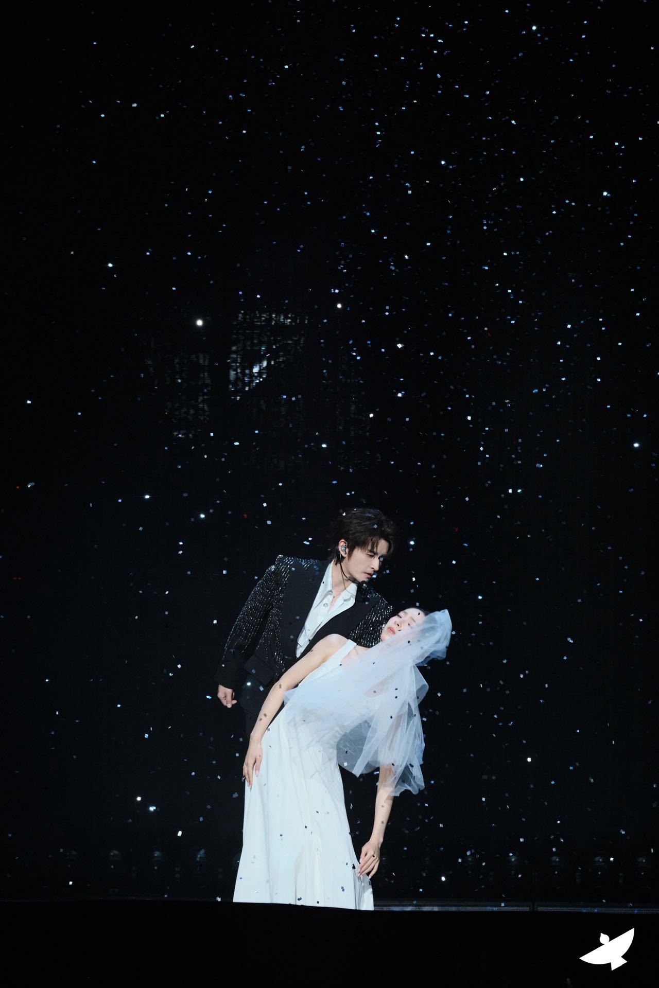 张远给嘉宾痛感升级了我倒要看张远你能有多少版嘉宾张远的《嘉宾》永远有新惊喜！演唱