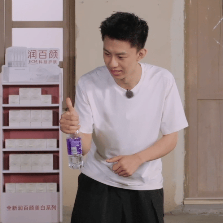 看种地吧笑得好痛苦种地吧后陡门喜剧人集体上线！卓沅何浩楠笑声撞款仿佛复制粘贴，谁
