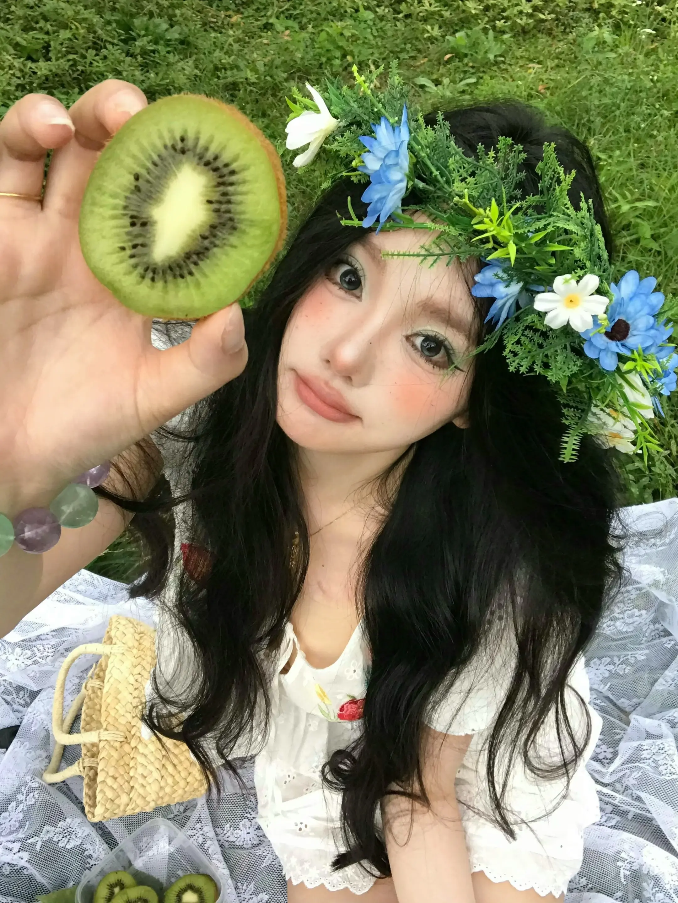 绿眼影我给到夯