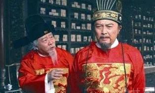 野史传闻：抗倭名将戚继光，常年给首辅张居正送海狗肾！这玩意儿壮阳大补，以至于张居