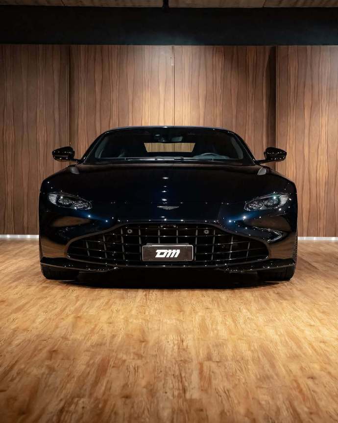 Aston Martin V8 Vantage Roadster ​​​