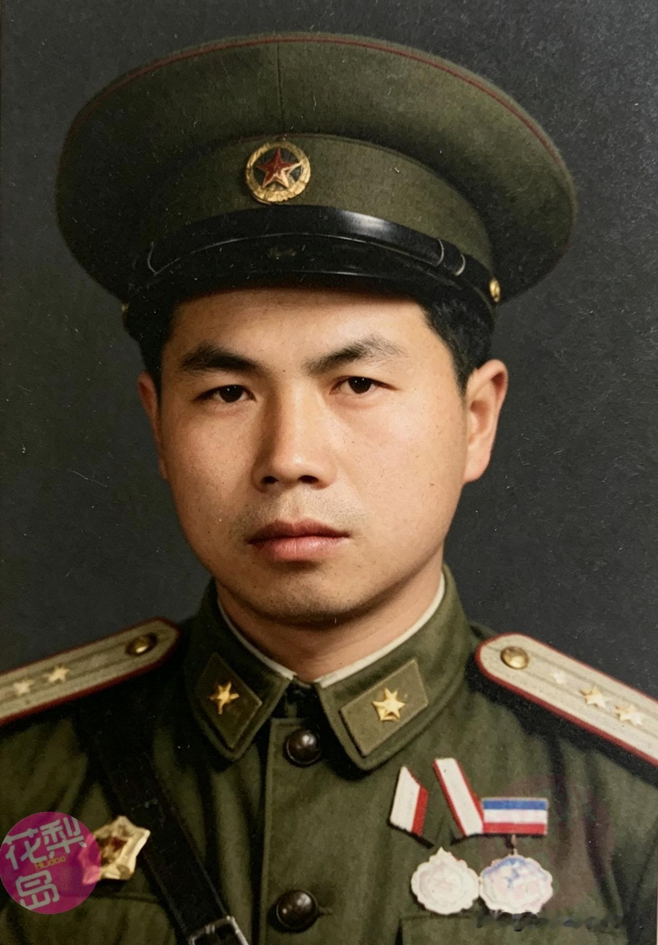 琼崖纵队电台英雄，把国旗电报带进海南。

文昌南阳潭福村的老革命王禄贵，是琼崖纵