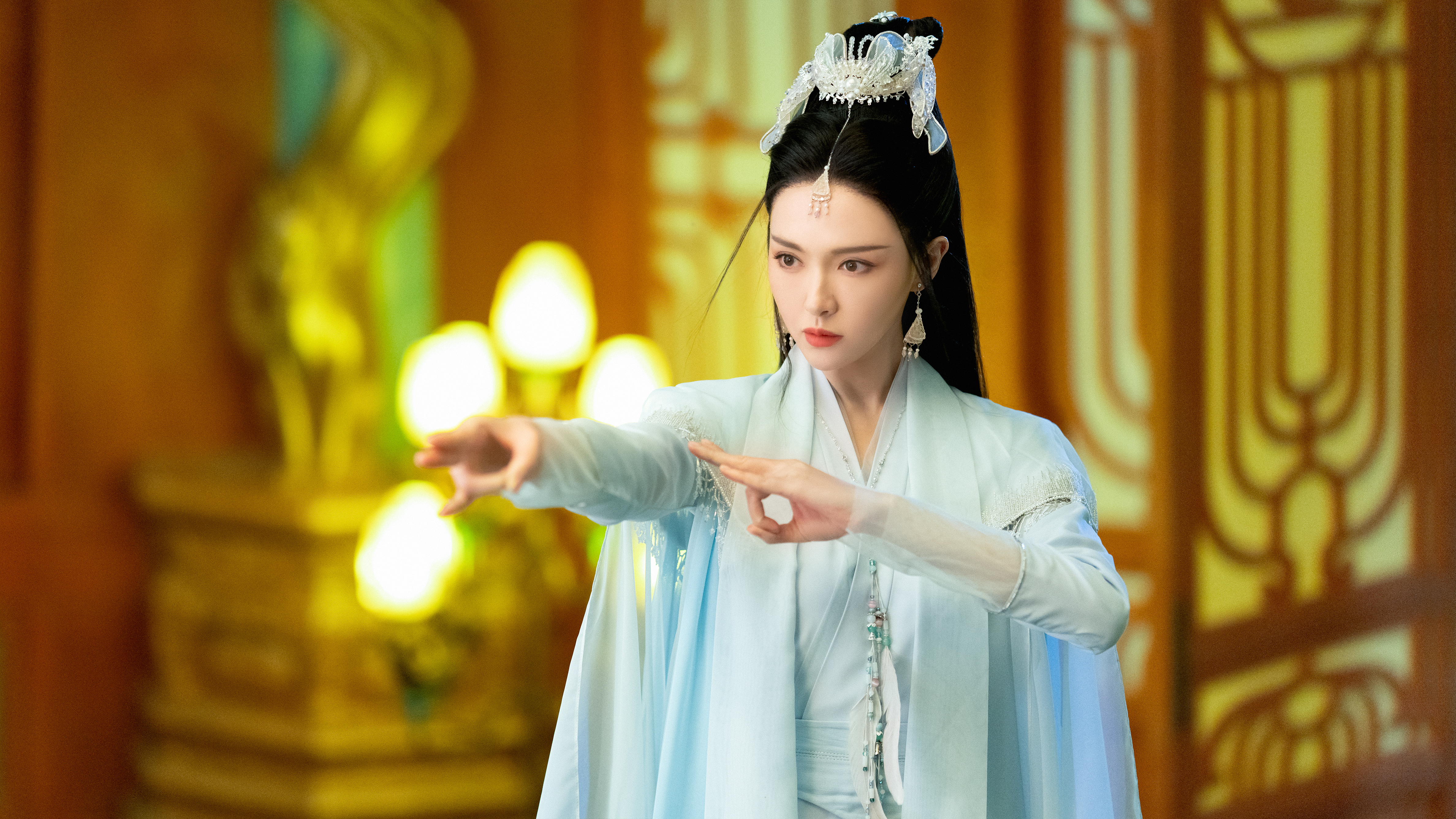 #唐嫣[超话]#  🍬#唐嫣念无双# 每一次与无双神女姬谭音的相遇，既是惊喜亦