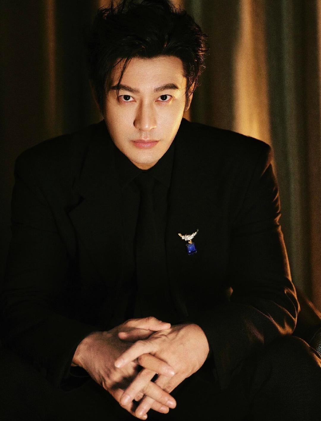 黄晓明没有好角色和剧本宁可休息 黄晓明这个年纪的心态黄晓明坦言二十多岁不愿停歇，