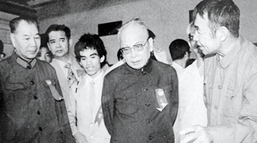 1977年，开国上将叶飞出任交通部部长已有两年，这一年，他耗时5小时，做了一件震