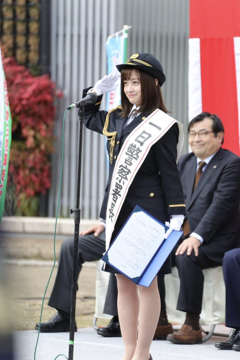 日本全面取消女警裙装制服 没有警裙的日本警察失去了灵魂的日本条子 ​​​