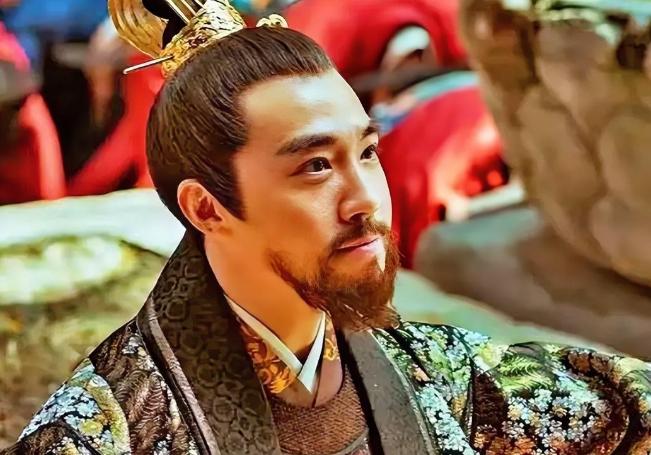 1424年，朱棣驾崩，37岁的朱高炽拖着200多斤的身子坐上龙椅。大臣们私下嘀咕