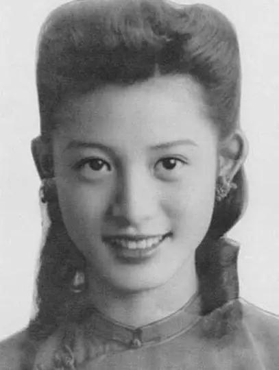 1919年，61岁的康有为娶了18岁的张光，几年后，康有为的身体就不行了。于是他