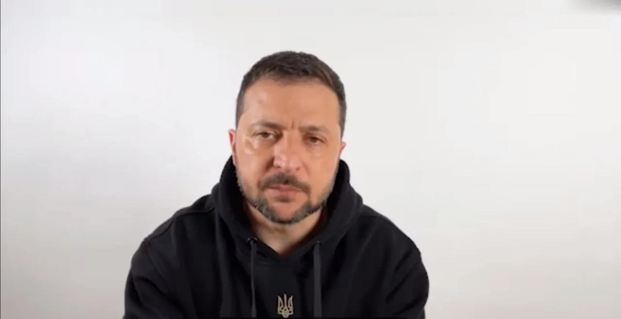 最近在视频中露面的泽连斯基看上去很憔悴，脸上明显浮肿
生活不易，且行且珍惜
本来