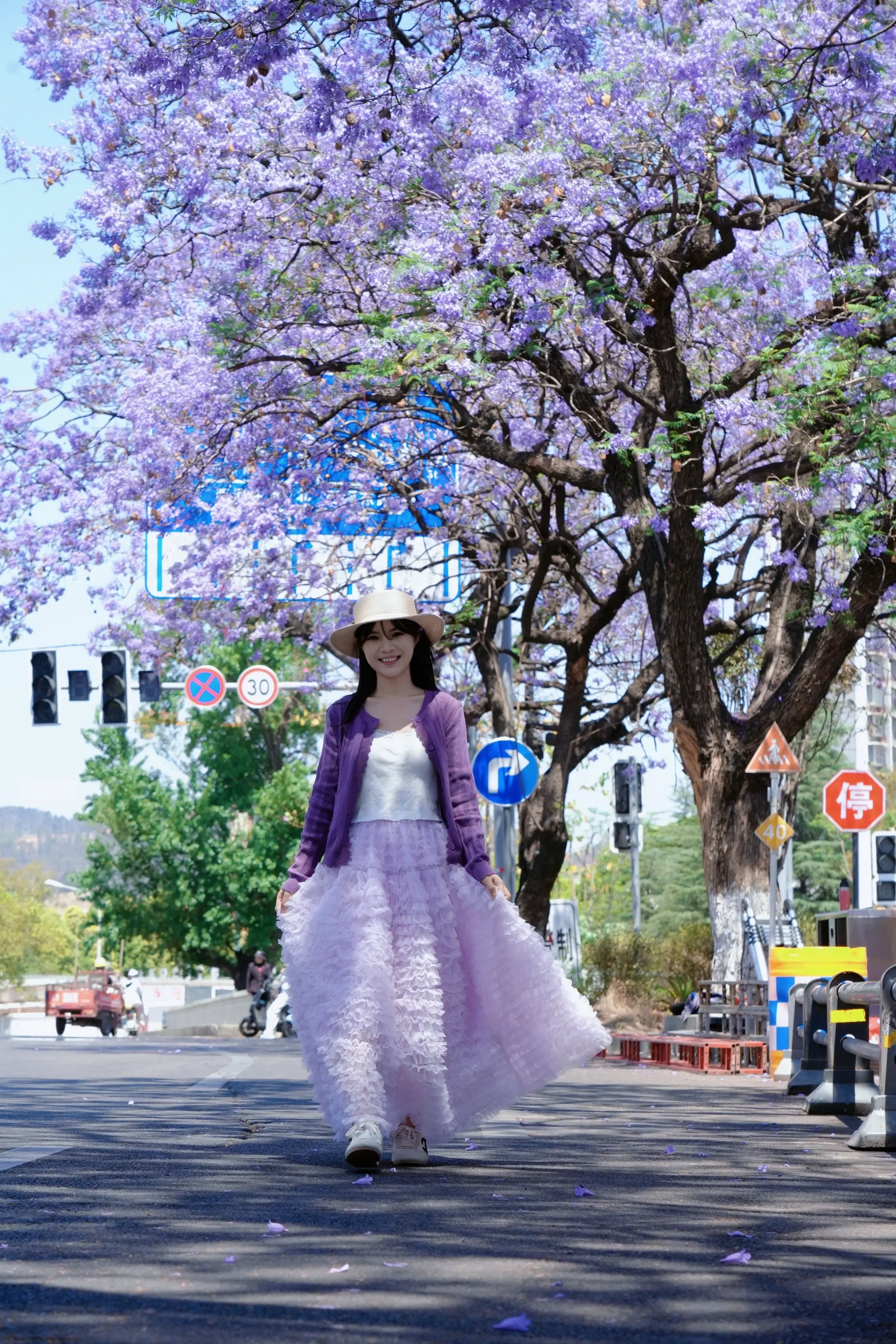 人生荒芜 所以春天周尔复始
