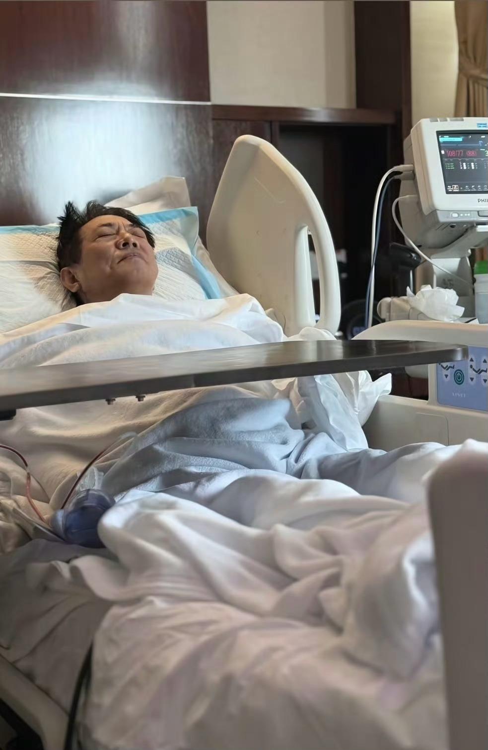 李连杰生病住院李连杰生病住院，希望他早点康复！  ​​​