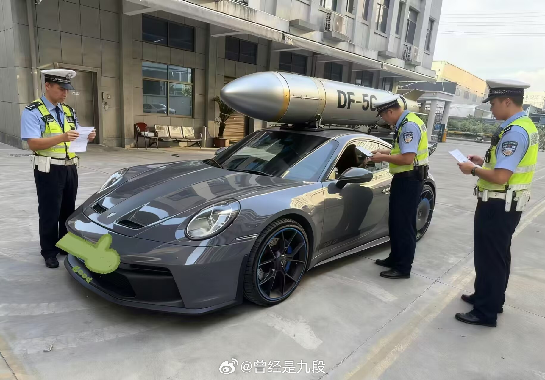 兄弟们，你们要的斐迪南保时捷发射车版东风5C，它来啦[二哈]迷惑行为大赏 ​​​