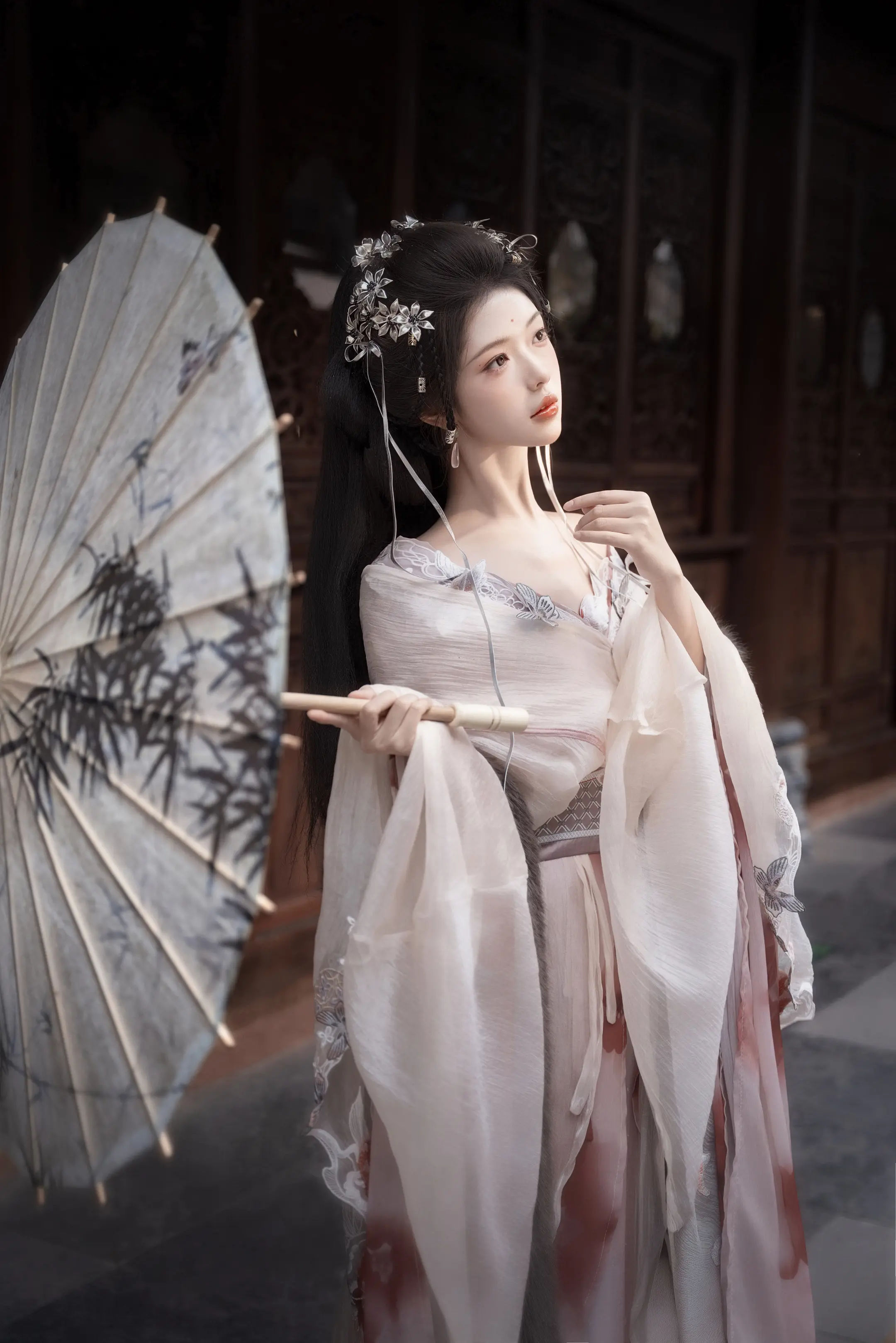 “我在离去的途中做了一个梦…”