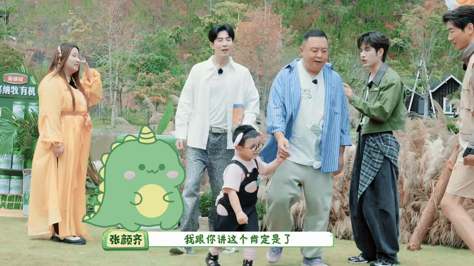 锤娜丽莎问李川你在高贵什么，李川你小子就拽吧，还不是被锤娜丽莎一招制服[偷笑]都