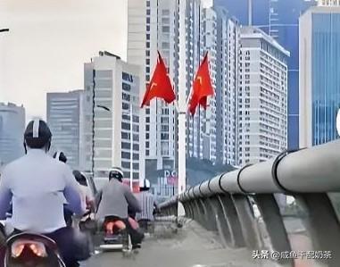 某些国家酸到牙疼？[机智][机智]中国强起来是事实，再搅局也没用！[星星眼][星