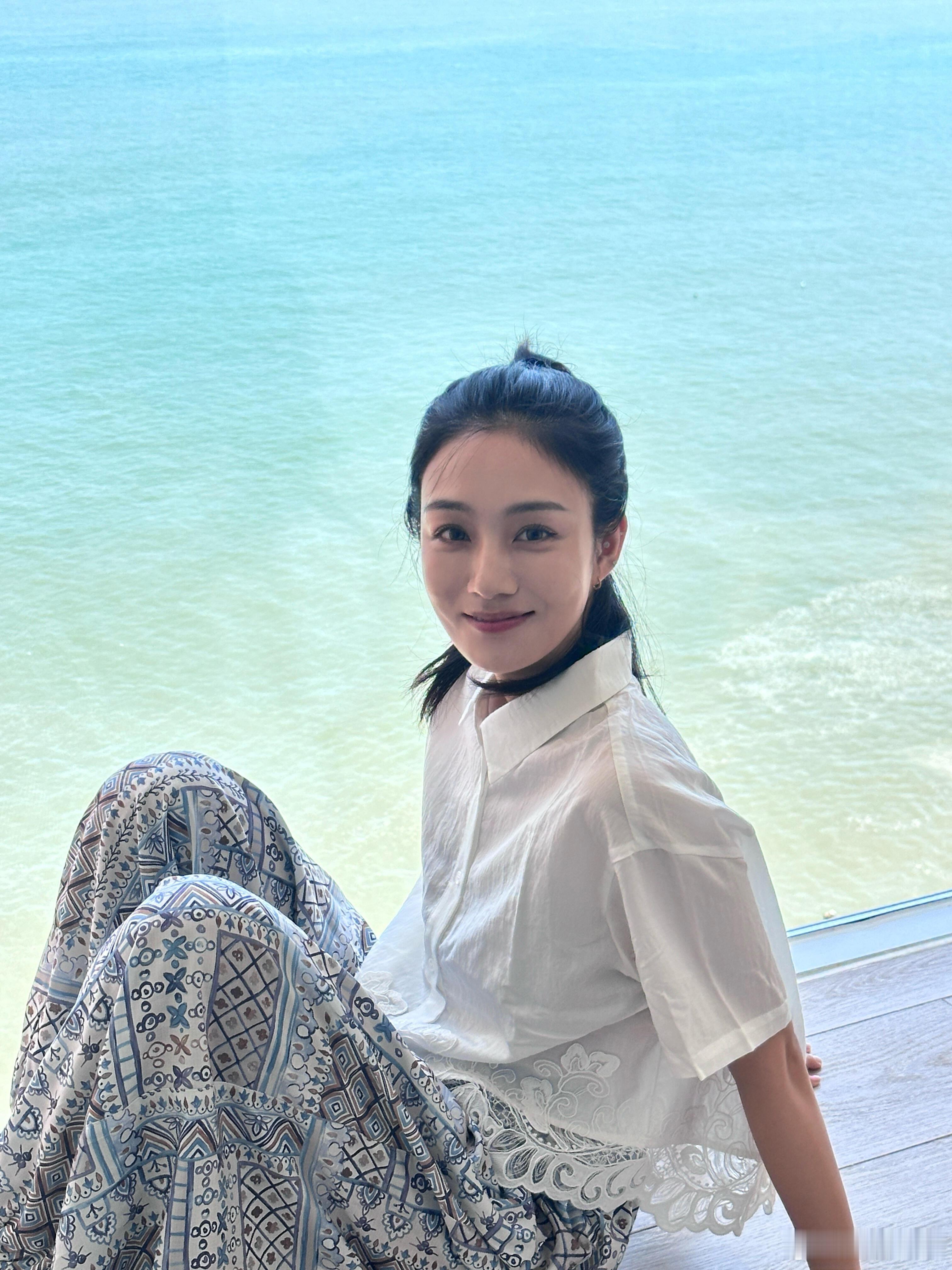 陈泇文海边穿搭🌊 ​​​