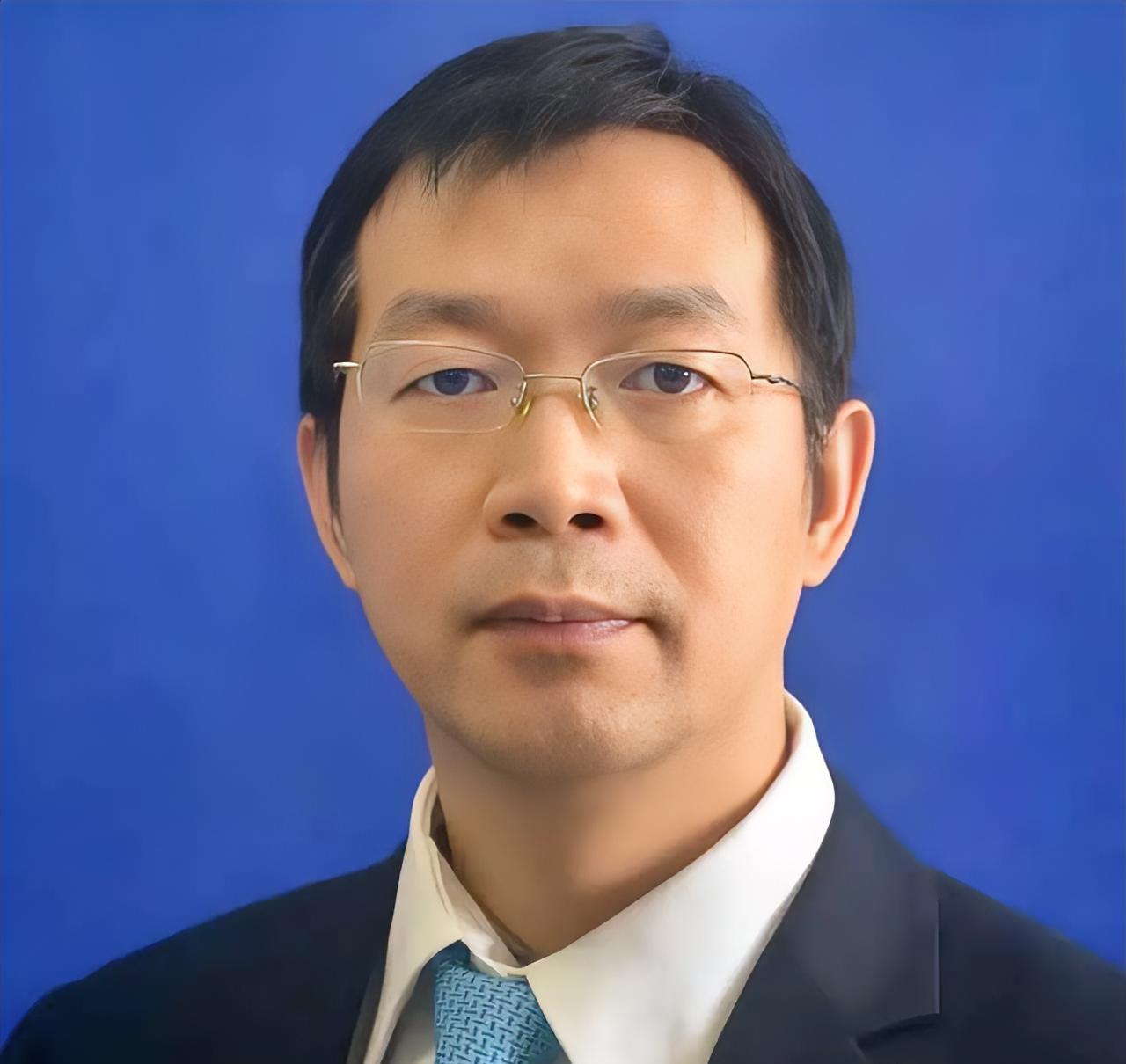 全网热议！网友为何纷纷向欧盟举报星宇违规裁员，背后现实太无奈
 
突然发现非常多