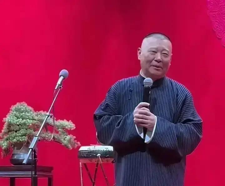 十年零一条微信
 
老郭凌晨发千字文，把第一位徒弟的账摊到桌面：行头钱、住院费、