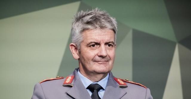 德国联合作战司令部司令亚历山大·索尔夫兰克中将表示，柏林已准备好与莫斯科开战，并