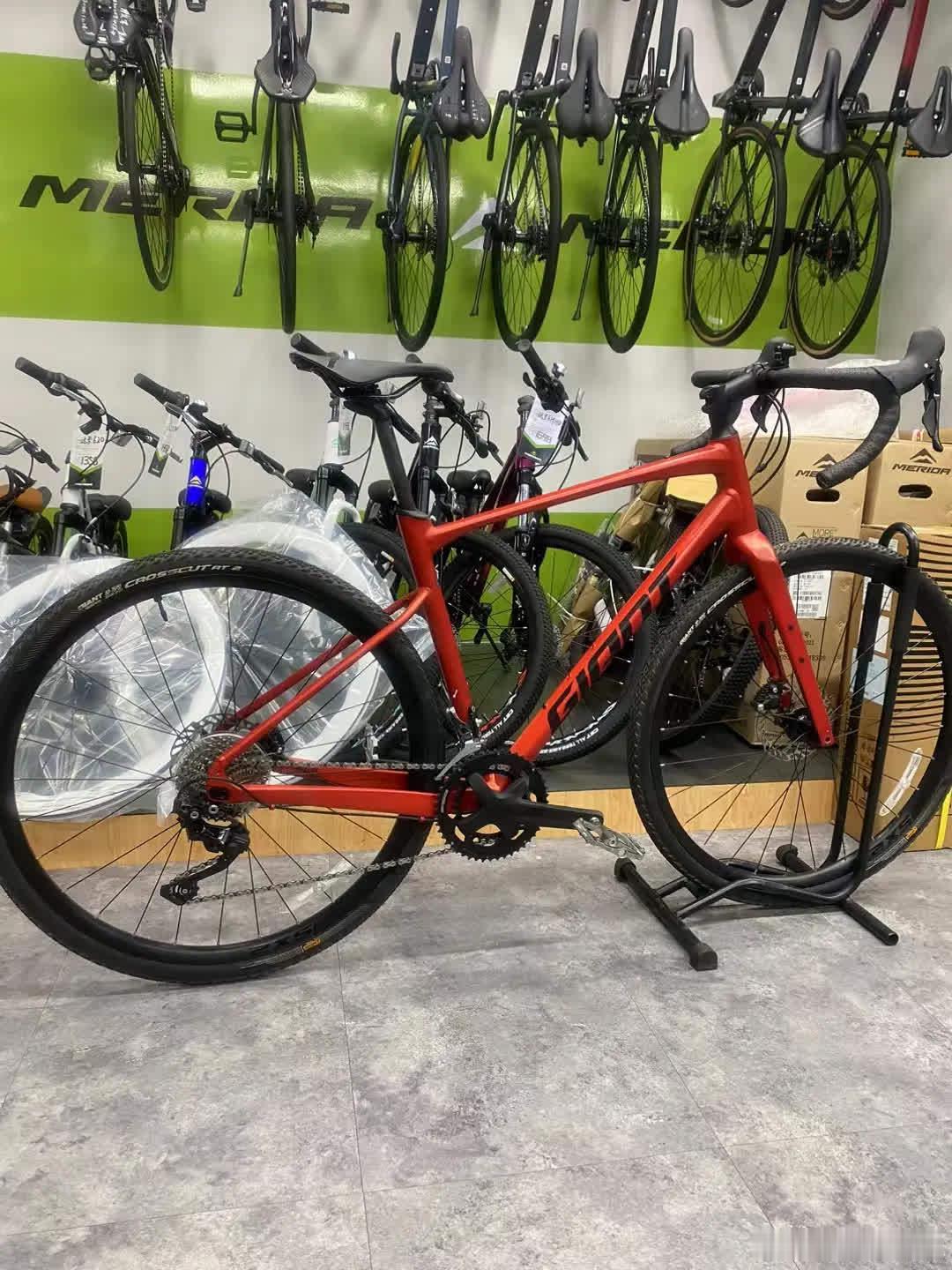 23款捷安特revolt 1 瓜车，ml码，适合175-183左右身高。禧玛诺g