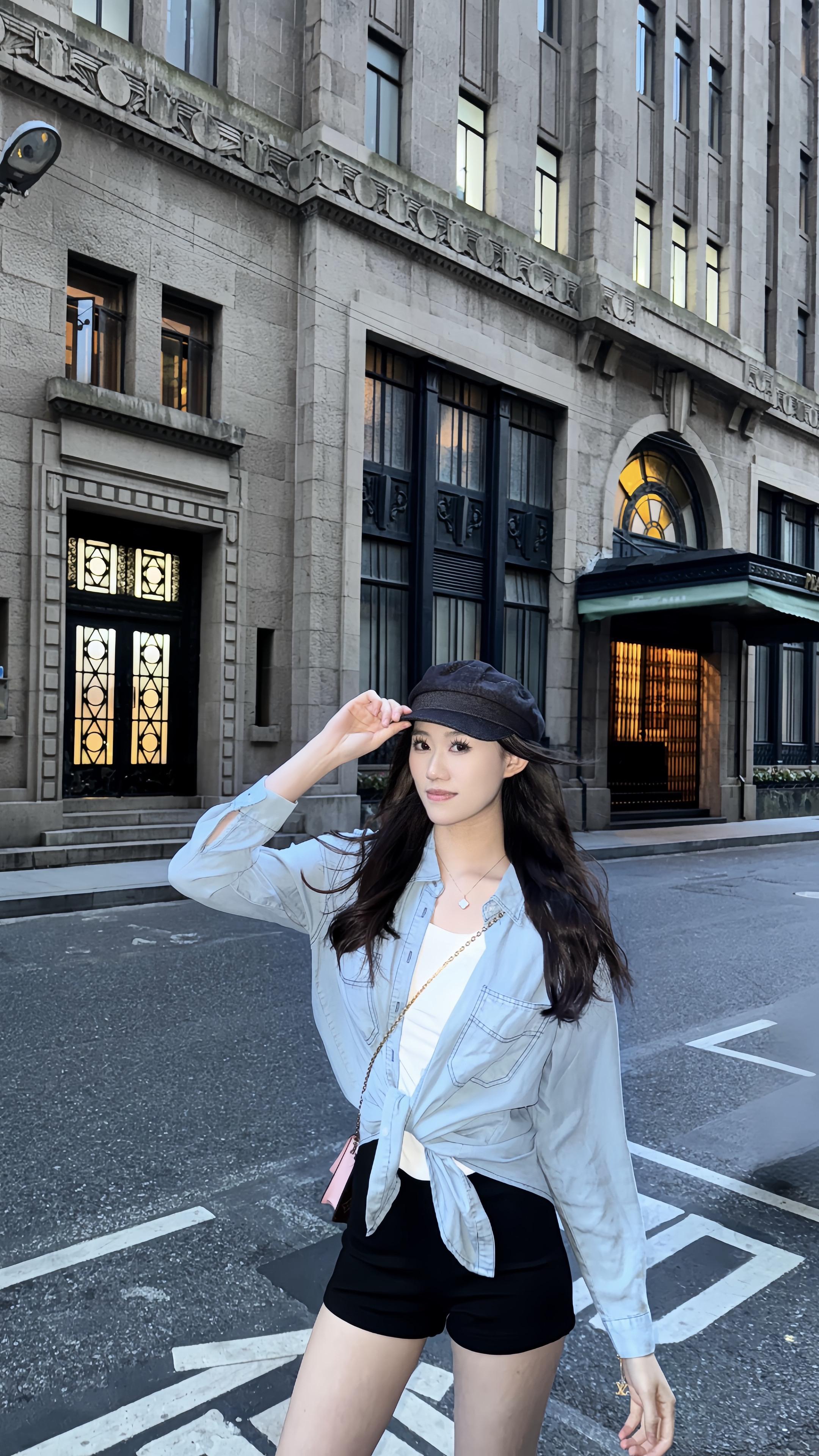 亲爱的我自己 2025这一年大概是你成长最快的一年 当然也感谢你一直保...