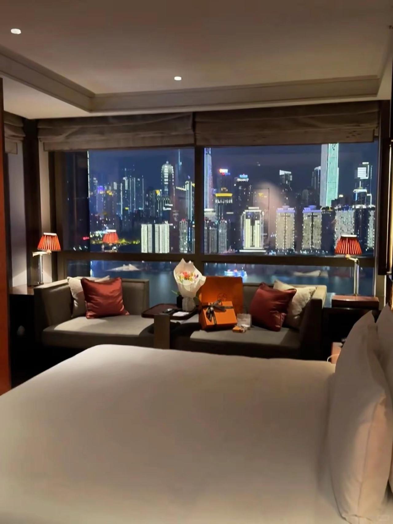 在百米高空俯瞰杭州夜景的酒店也太美了吧 杭州酒店