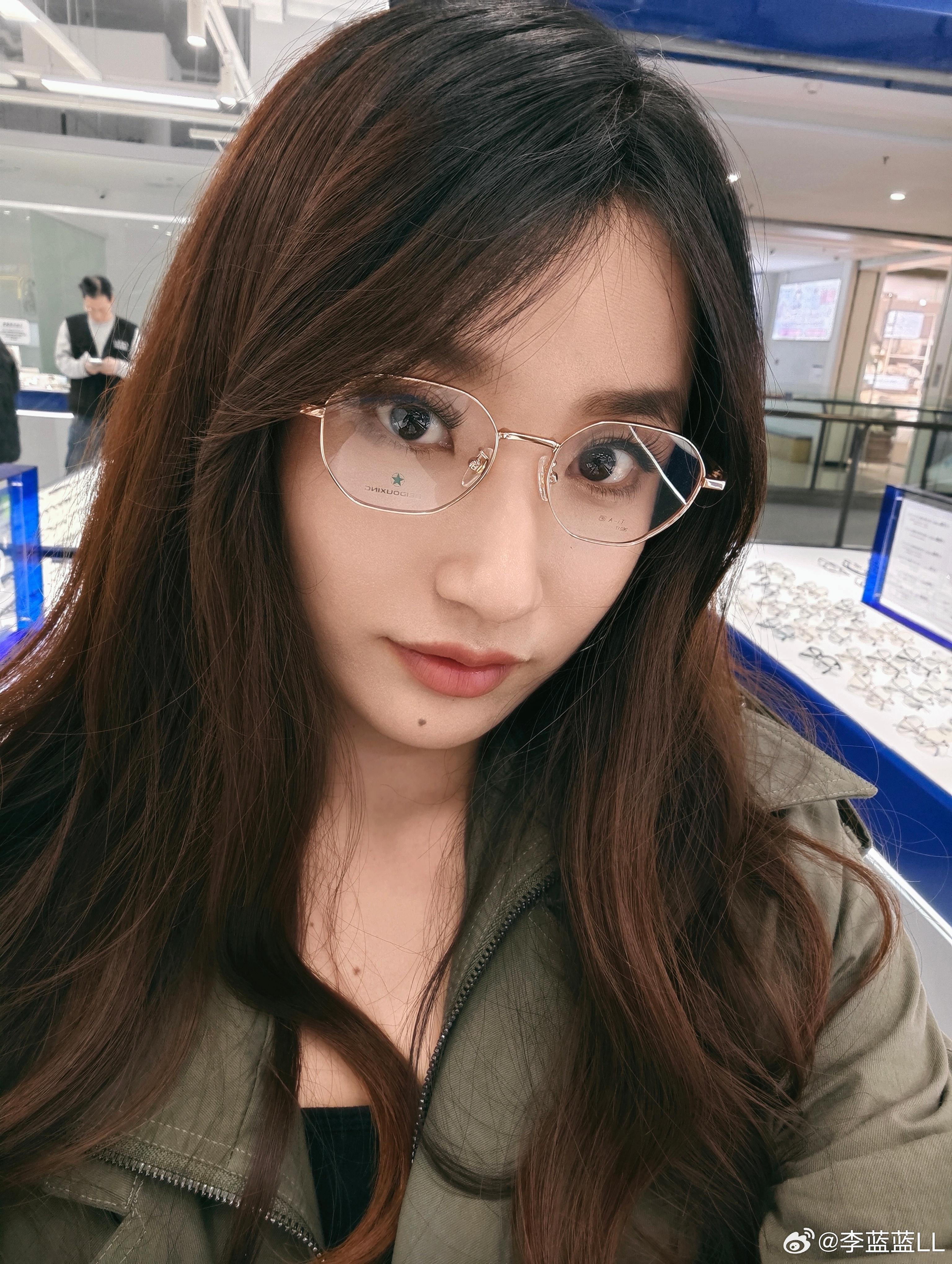 这个眼镜买不买？？在线等！！ 